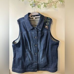 (A44)CJ Banks | Denim Vest with Floral Embroidery